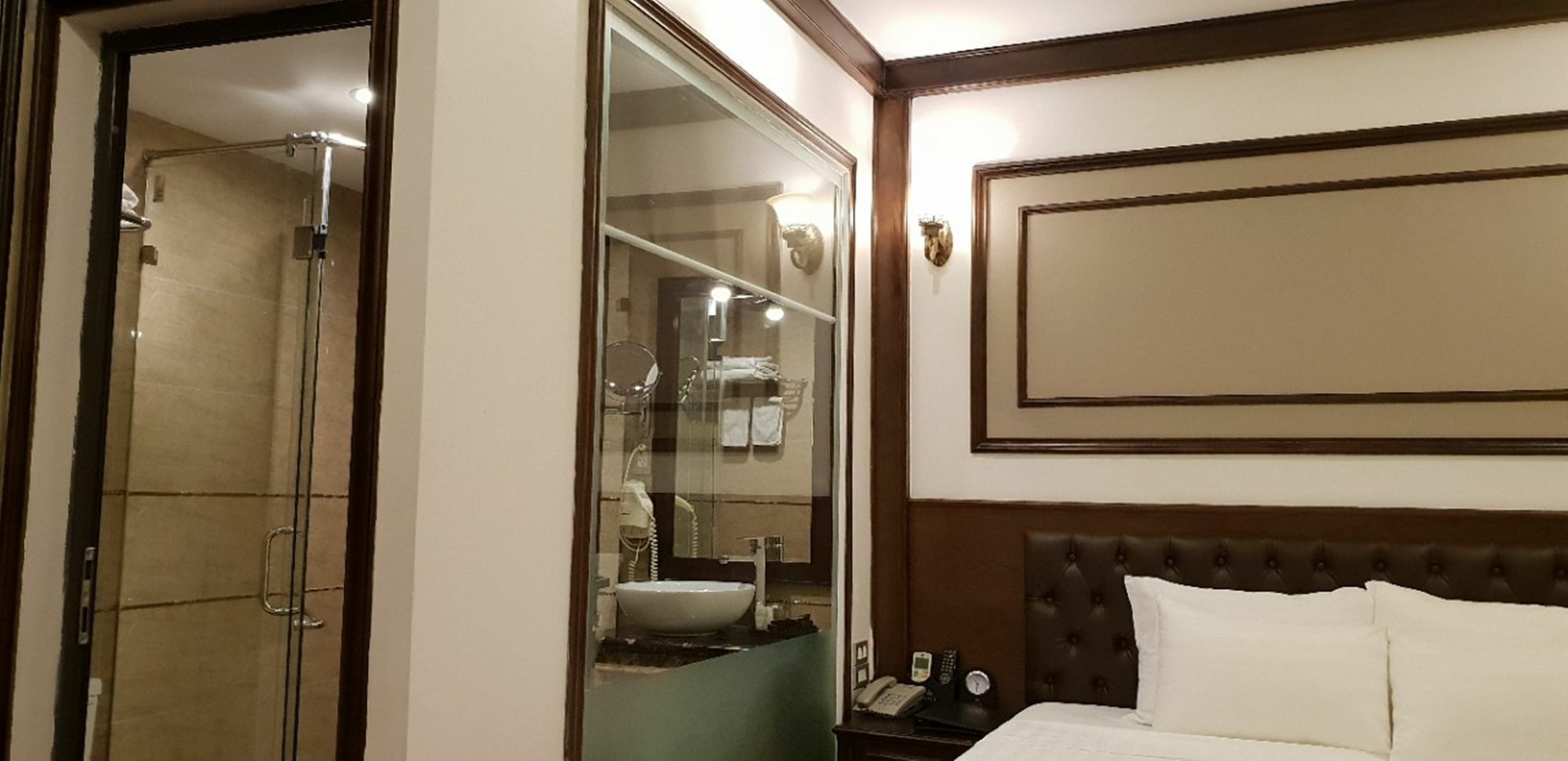 Alisa Hotel & Spa Hanoi Eksteriør billede